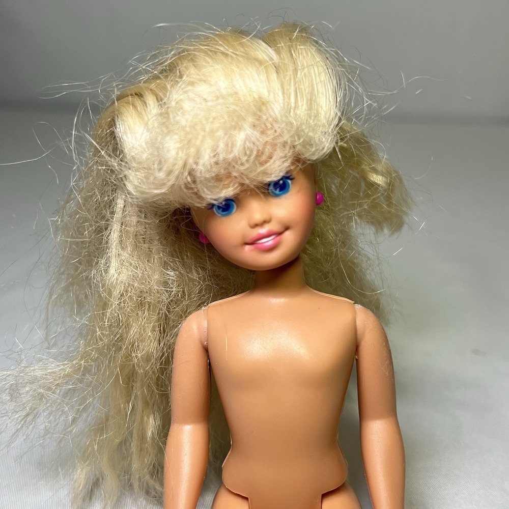 Vintage 1991 Barbie Stacie Littlest Sisters Doll Crimped Hair Bangs Pink Earring